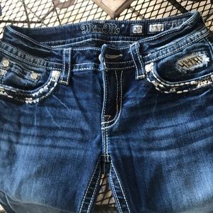 Miss Me Jeans Like New never worn size 27 long